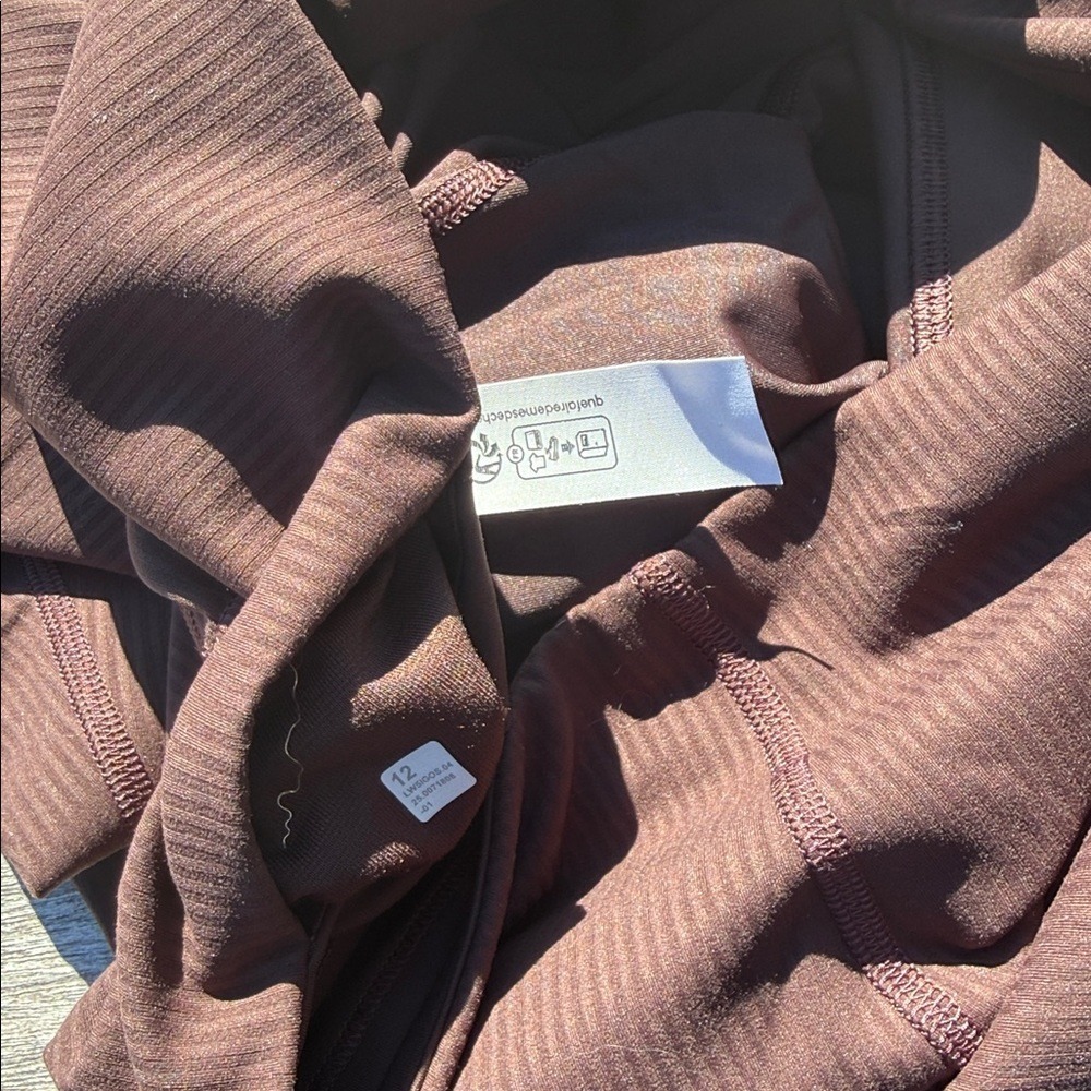 Lululemon Wunder Train Ribbed HR Tight 23" espresso size 12 NWT Brown - Picture 4 of 5